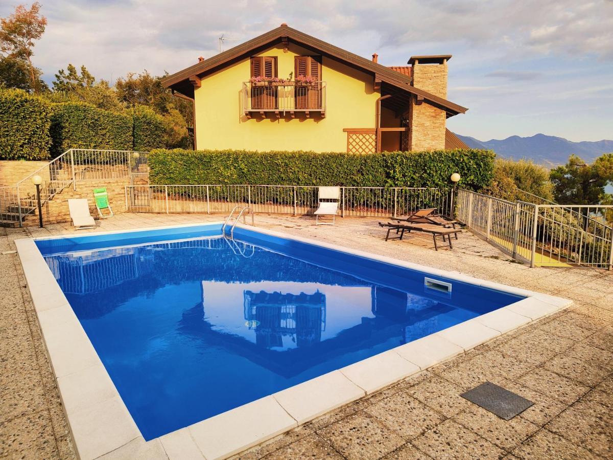 Happy Guest Apartments - Lake Panorama & Pool Riva di Solto Luaran gambar